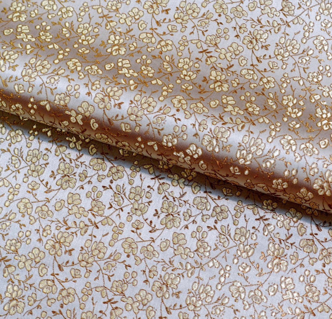 Bunadskjerf 11 KOMMER SNART